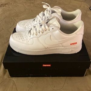 Air Force 1 low Supreme